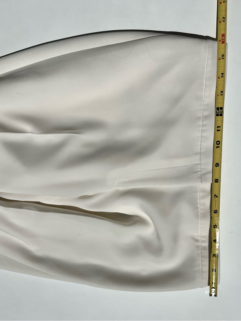 Karl Lagerfeld Ivory White Pant Suit Single-Button Blazer & Matching Trousers, 6 - Picture 13 of 16